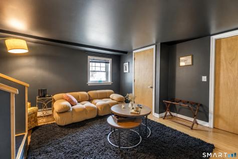 904 1/2 State Street New Haven CT 06511