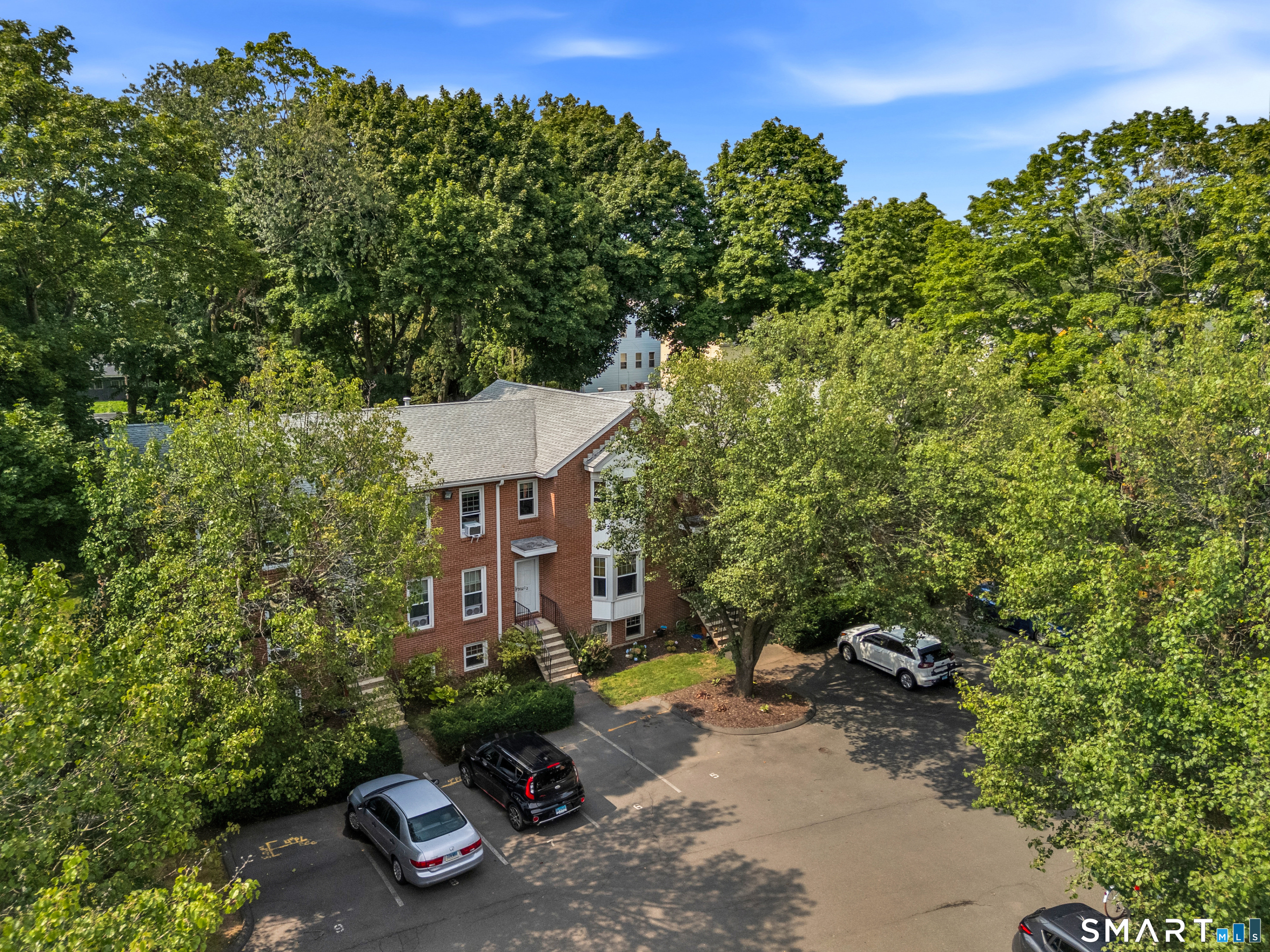 904 1/2 State Street New Haven CT 06511