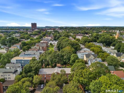 904 1/2 State Street New Haven CT 06511