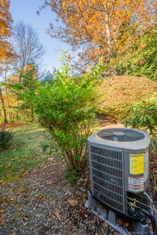 761 Heritage Village Southbury CT 06488