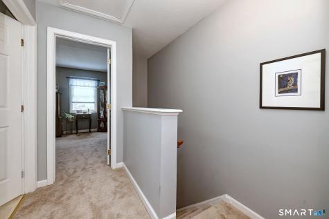 22 Summit Commons Derby CT 06418