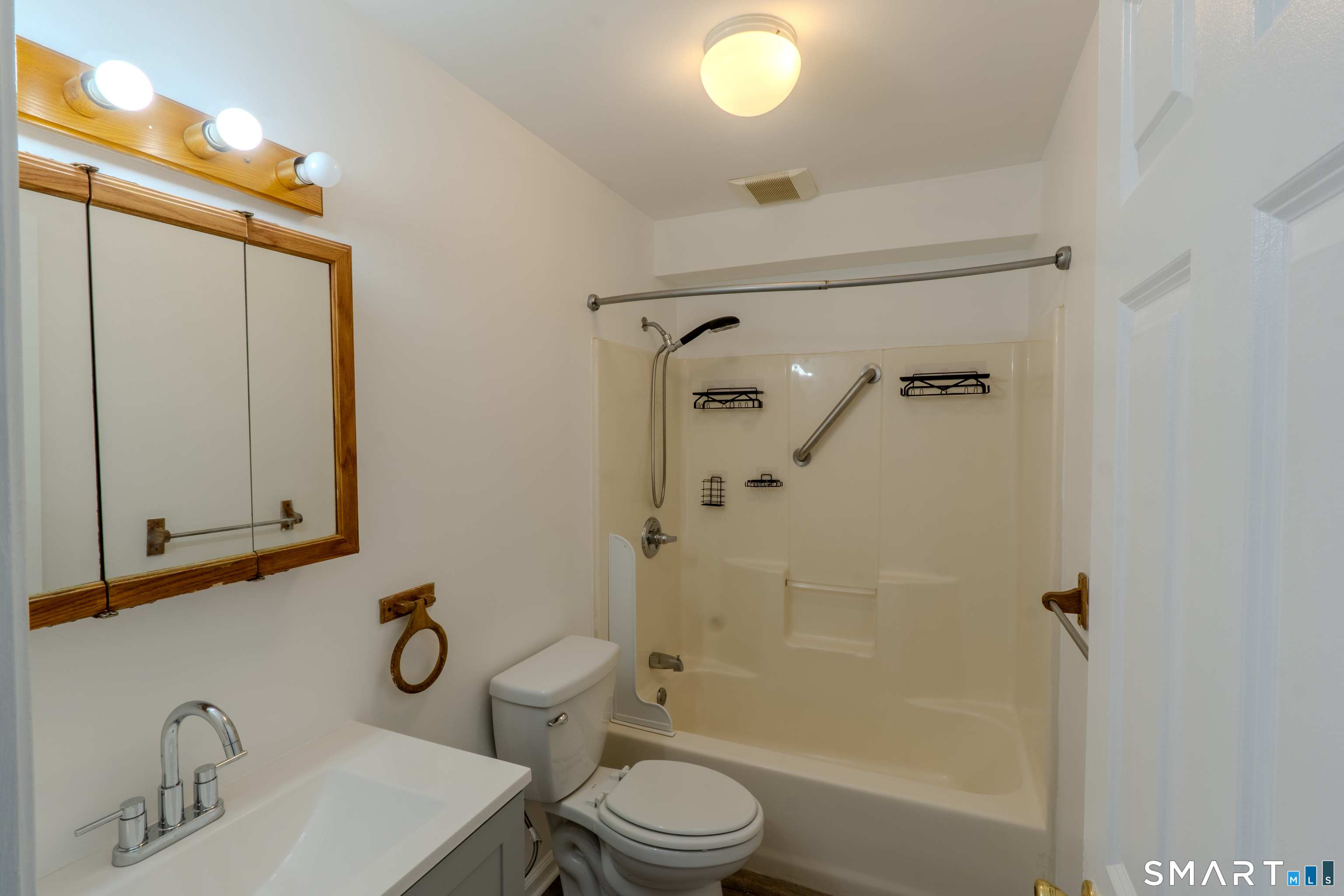 59 Glade Street West Haven CT 06516