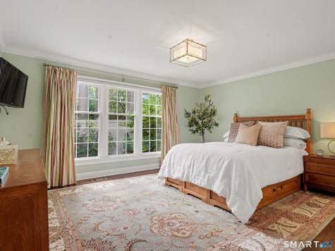 7 Bank Street New Canaan CT 06840