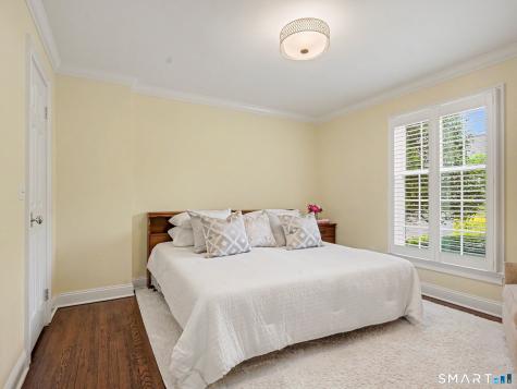 7 Bank Street New Canaan CT 06840