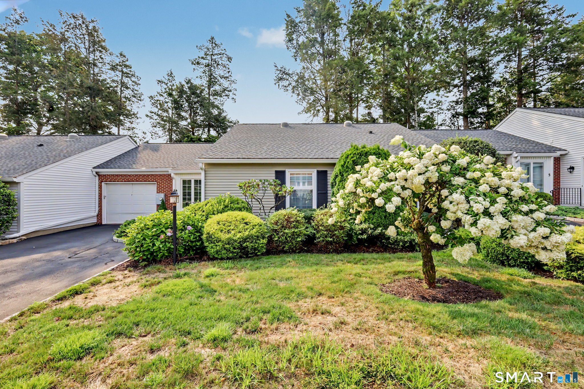7 Bank Street New Canaan CT 06840