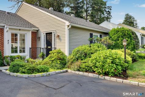 7 Bank Street New Canaan CT 06840