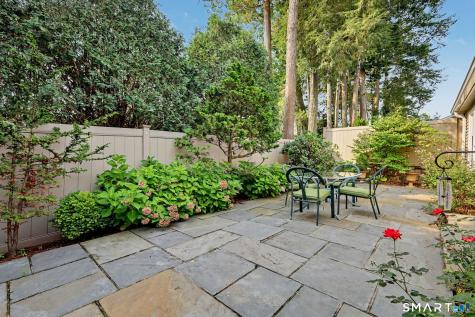 7 Bank Street New Canaan CT 06840
