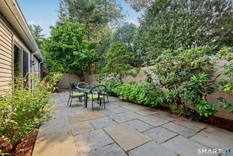 7 Bank Street New Canaan CT 06840
