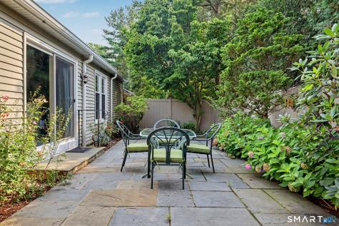 7 Bank Street New Canaan CT 06840