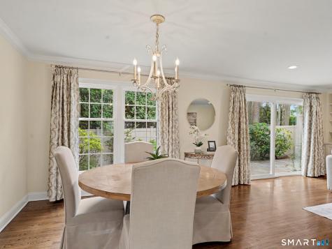 7 Bank Street New Canaan CT 06840