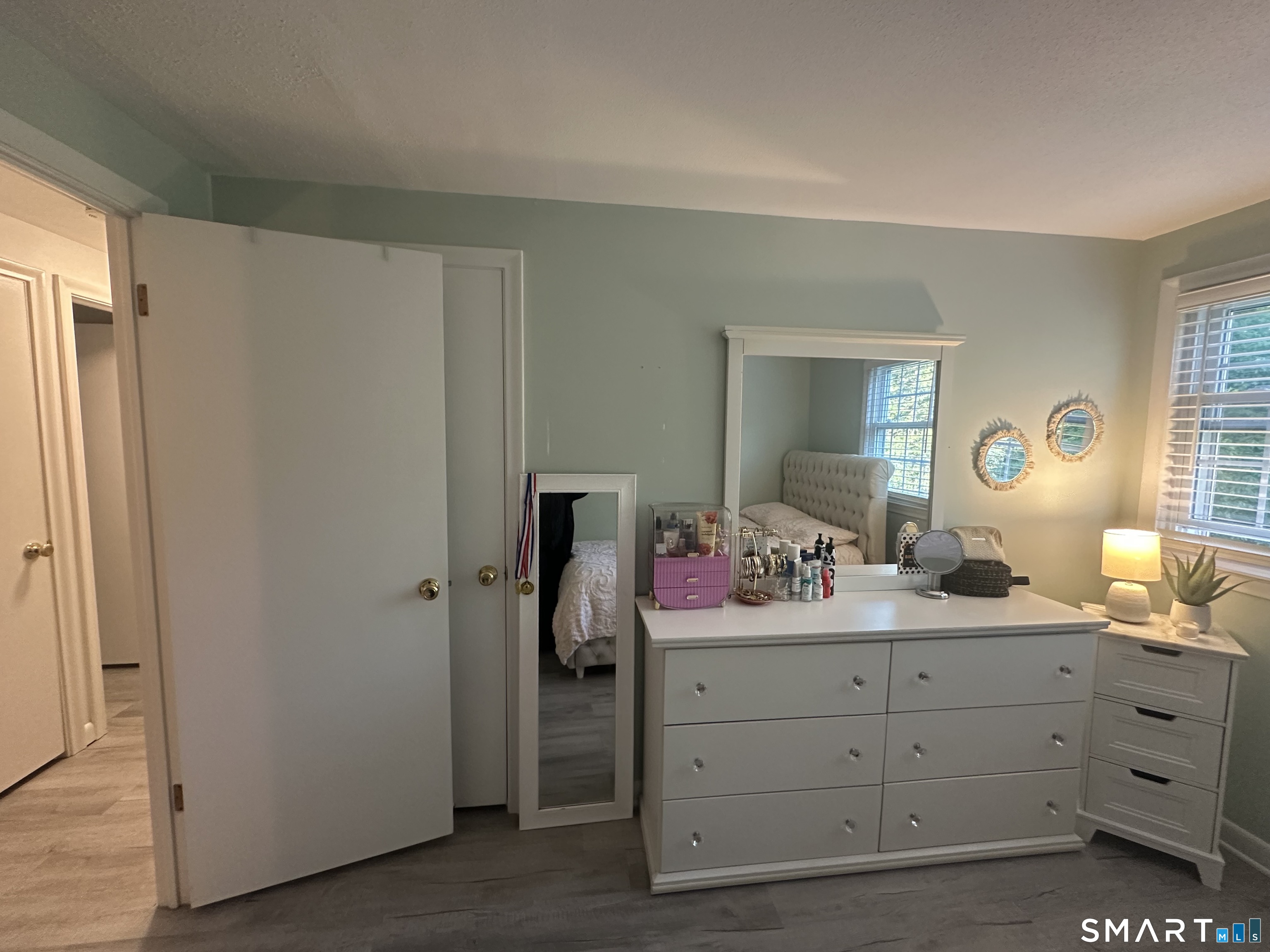 23 Seymour Road East Granby CT 06026