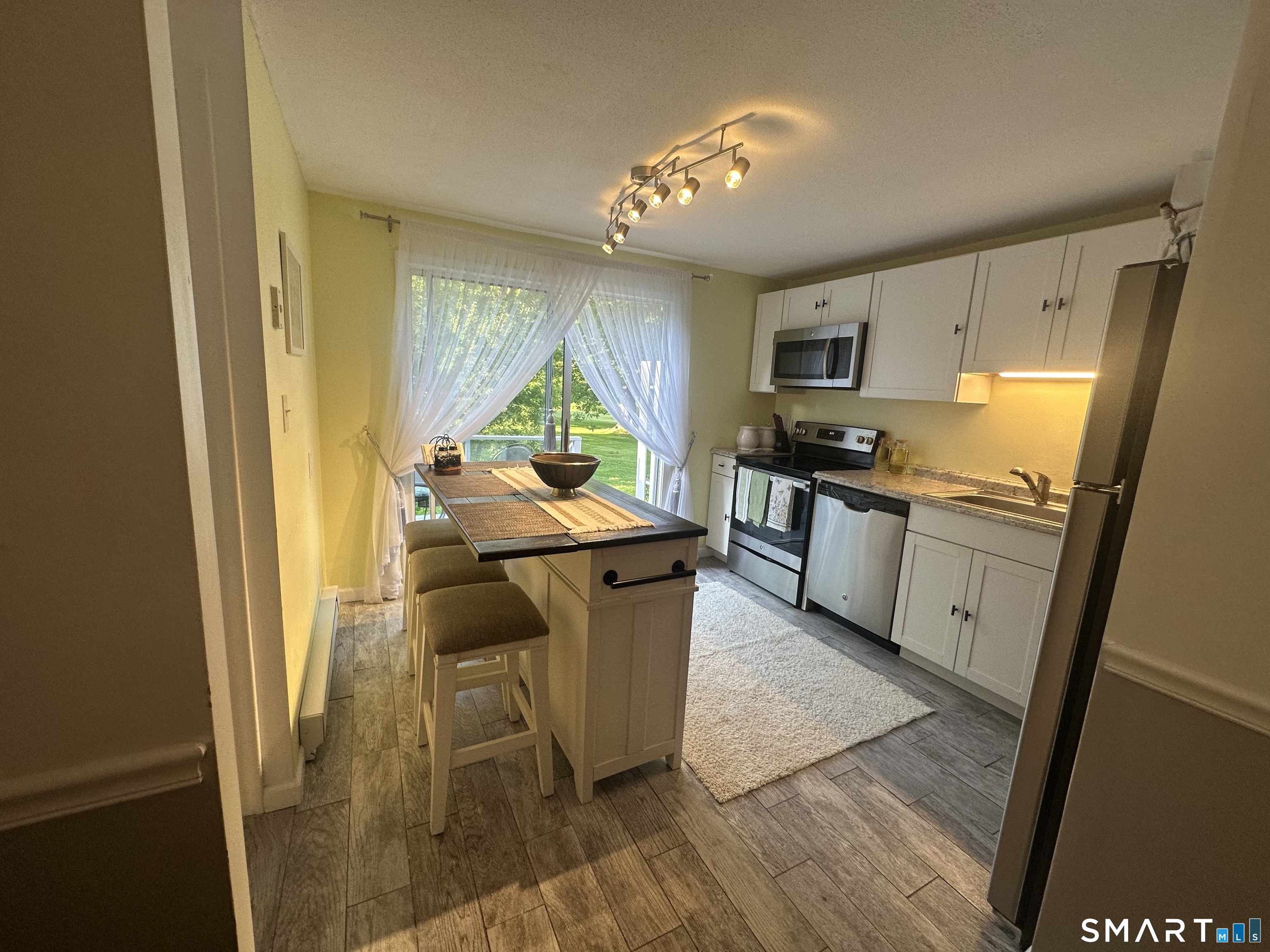 23 Seymour Road East Granby CT 06026