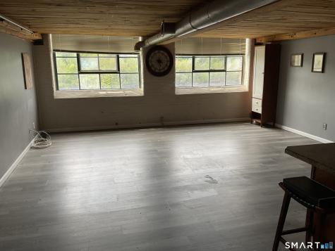 68 Thermos Avenue Norwich CT 06360