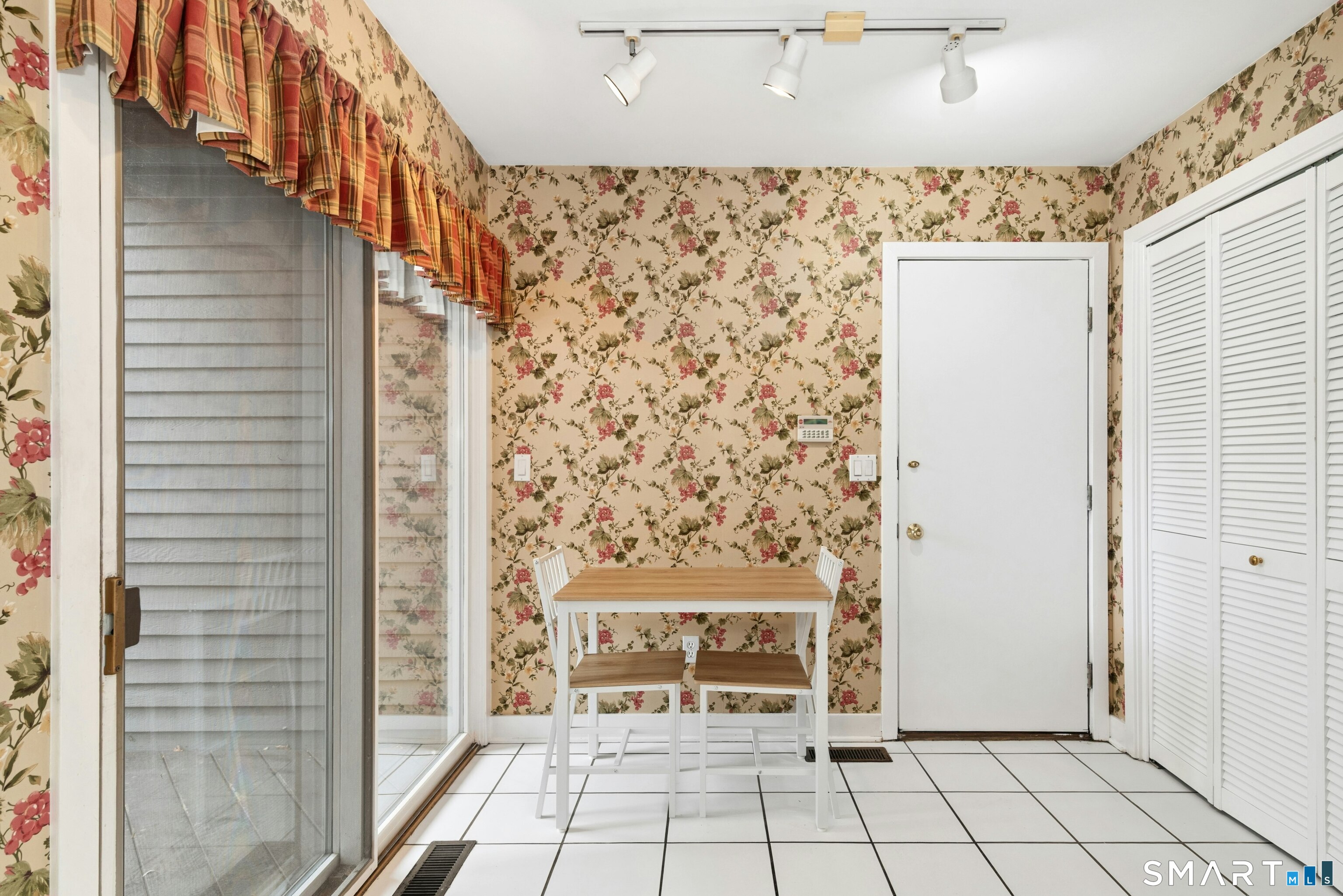 230 New Canaan Avenue Norwalk CT 06850