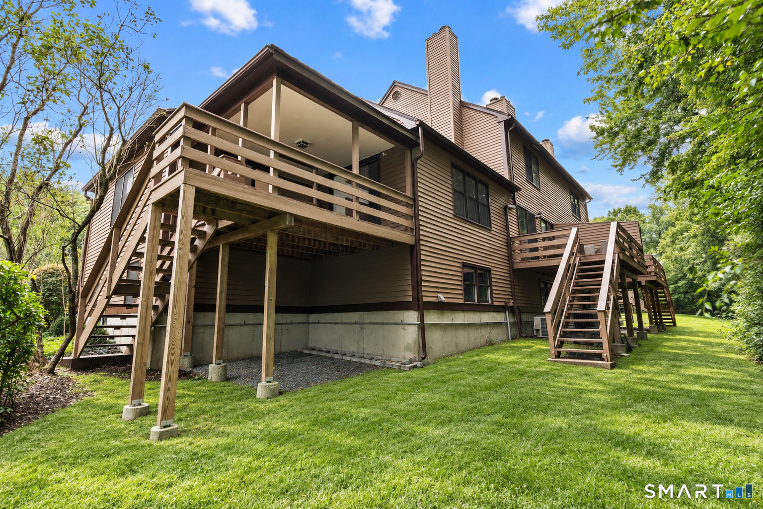 10 Edgehill Circle Monroe CT 06468