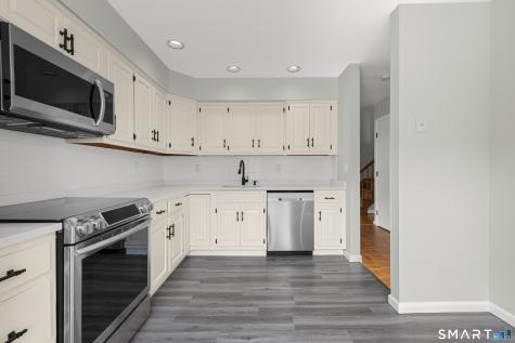 10 Edgehill Circle Monroe CT 06468