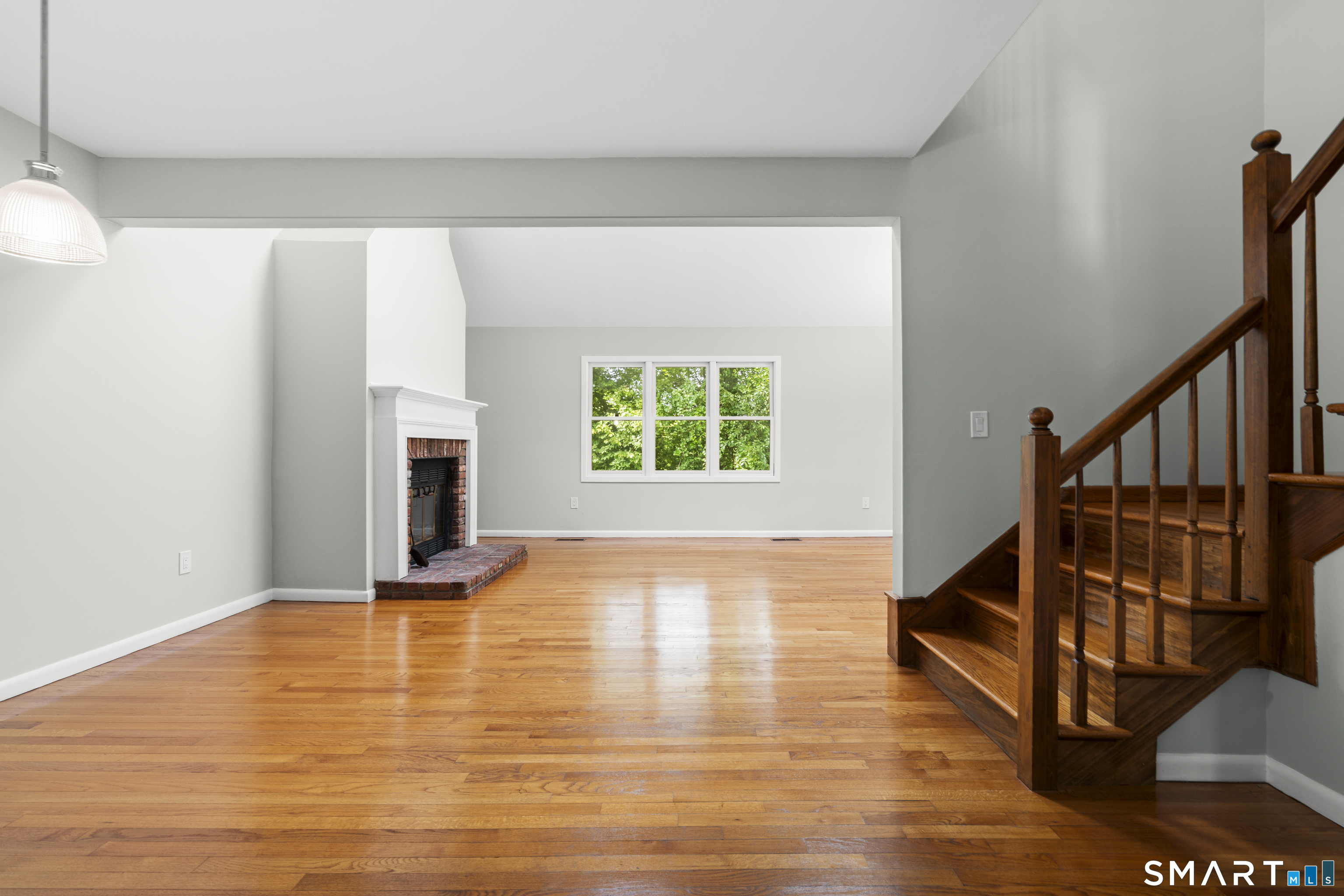 10 Edgehill Circle Monroe CT 06468