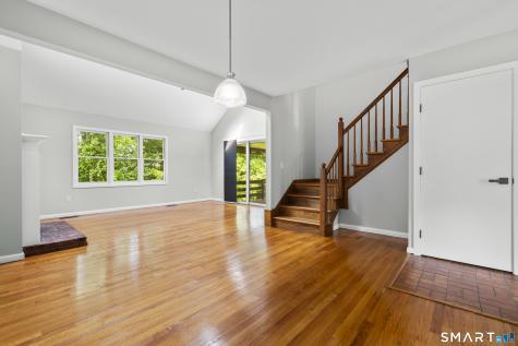 10 Edgehill Circle Monroe CT 06468