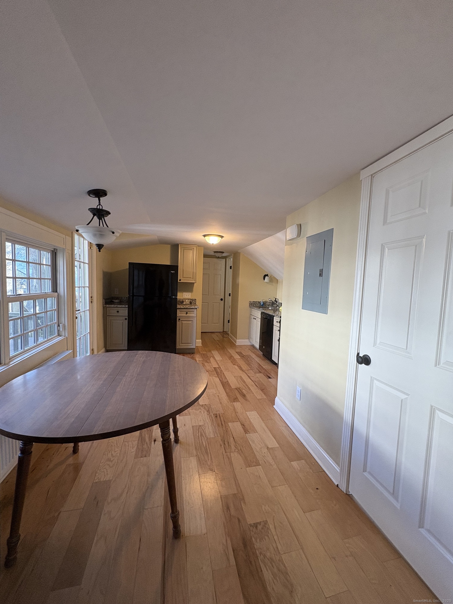 7 Coit Street New London CT 06320