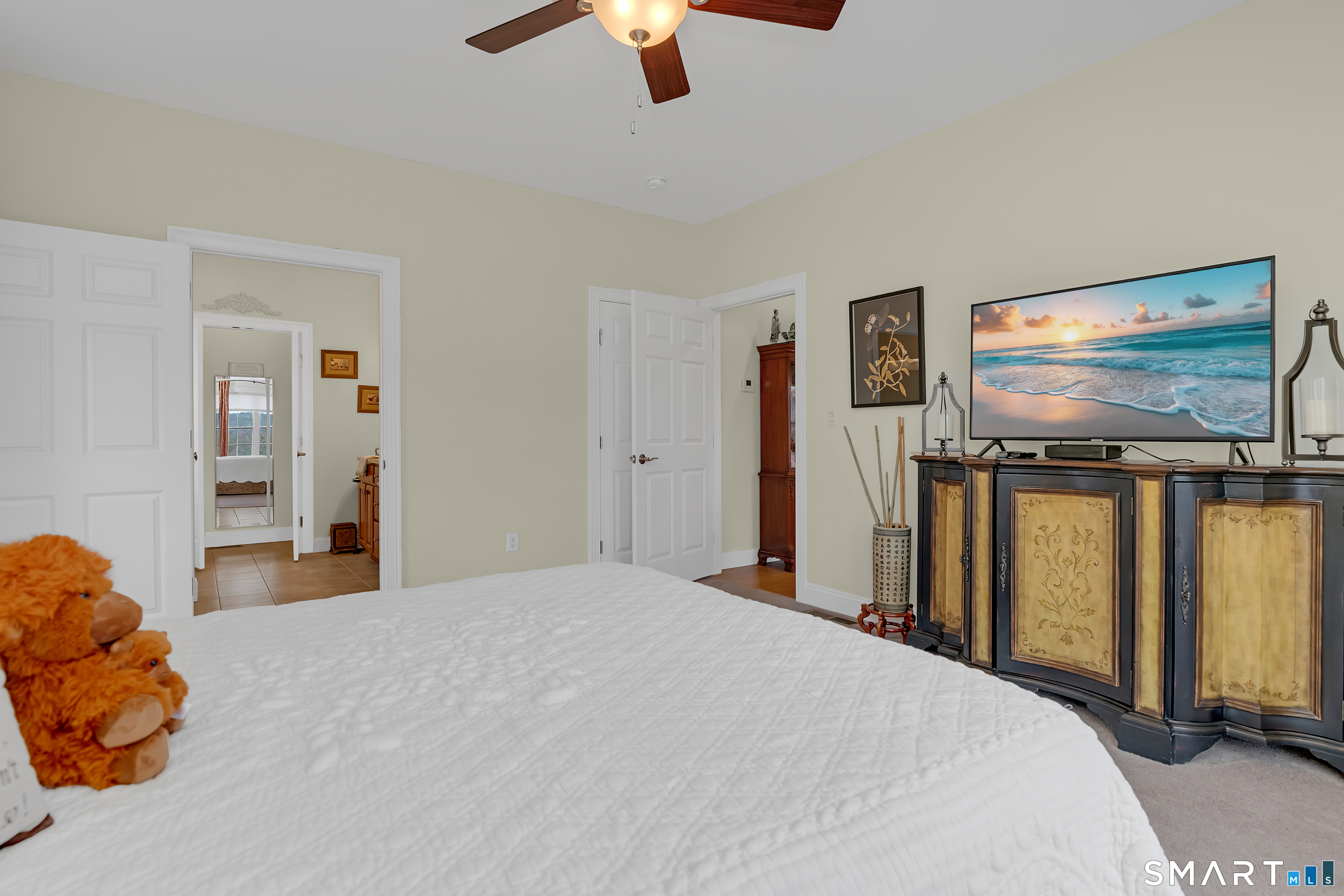 17 Pondview Circle Beacon Falls CT 06403