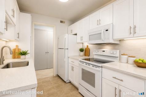 502 Heritage Village Southbury CT 06488