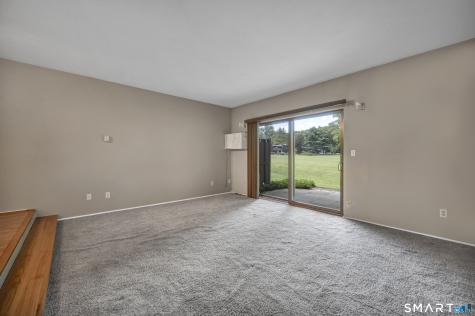 85 River Road Essex CT 06426