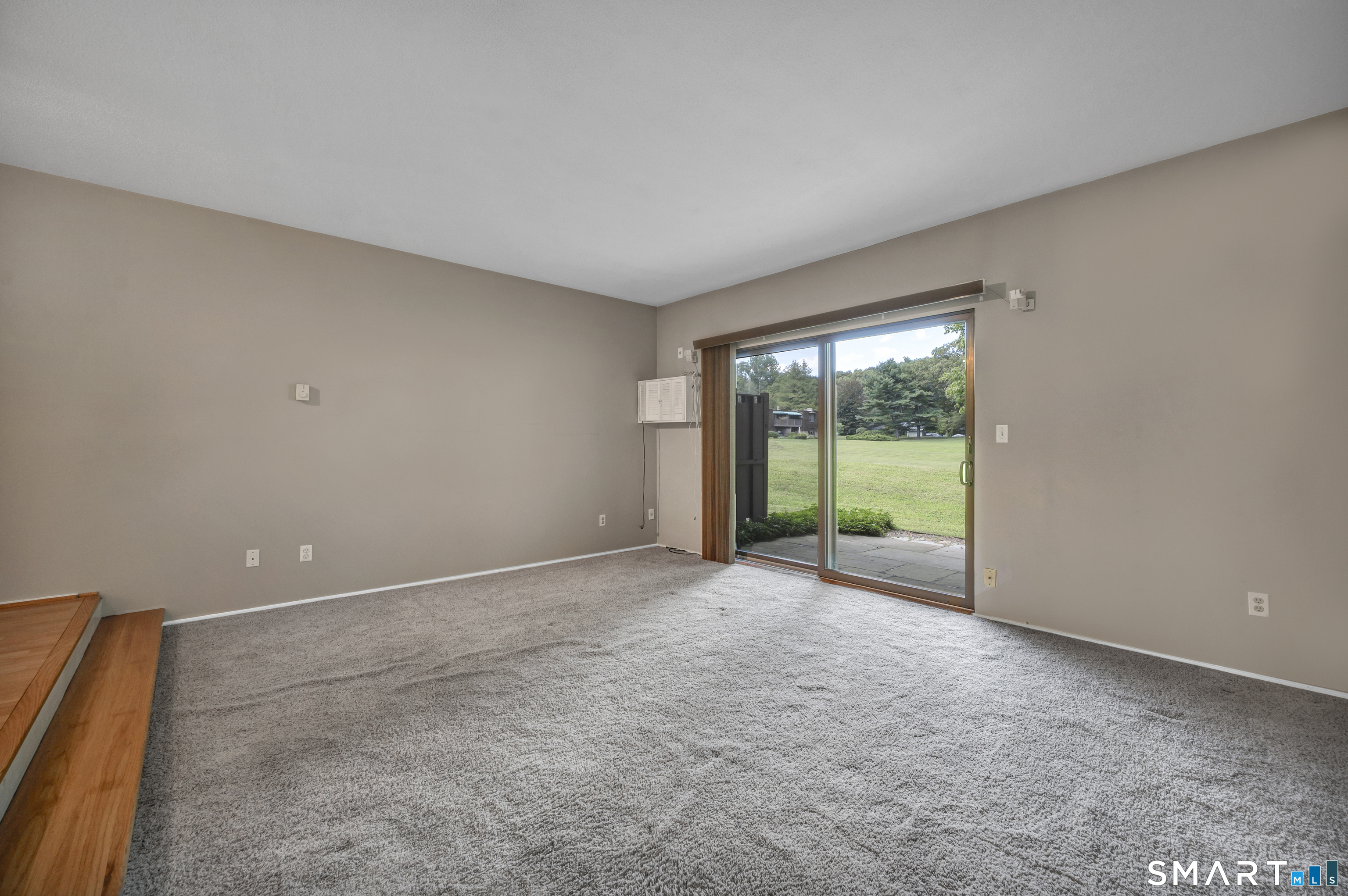 85 River Road Essex CT 06426
