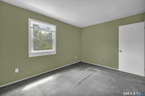 85 River Road Essex CT 06426
