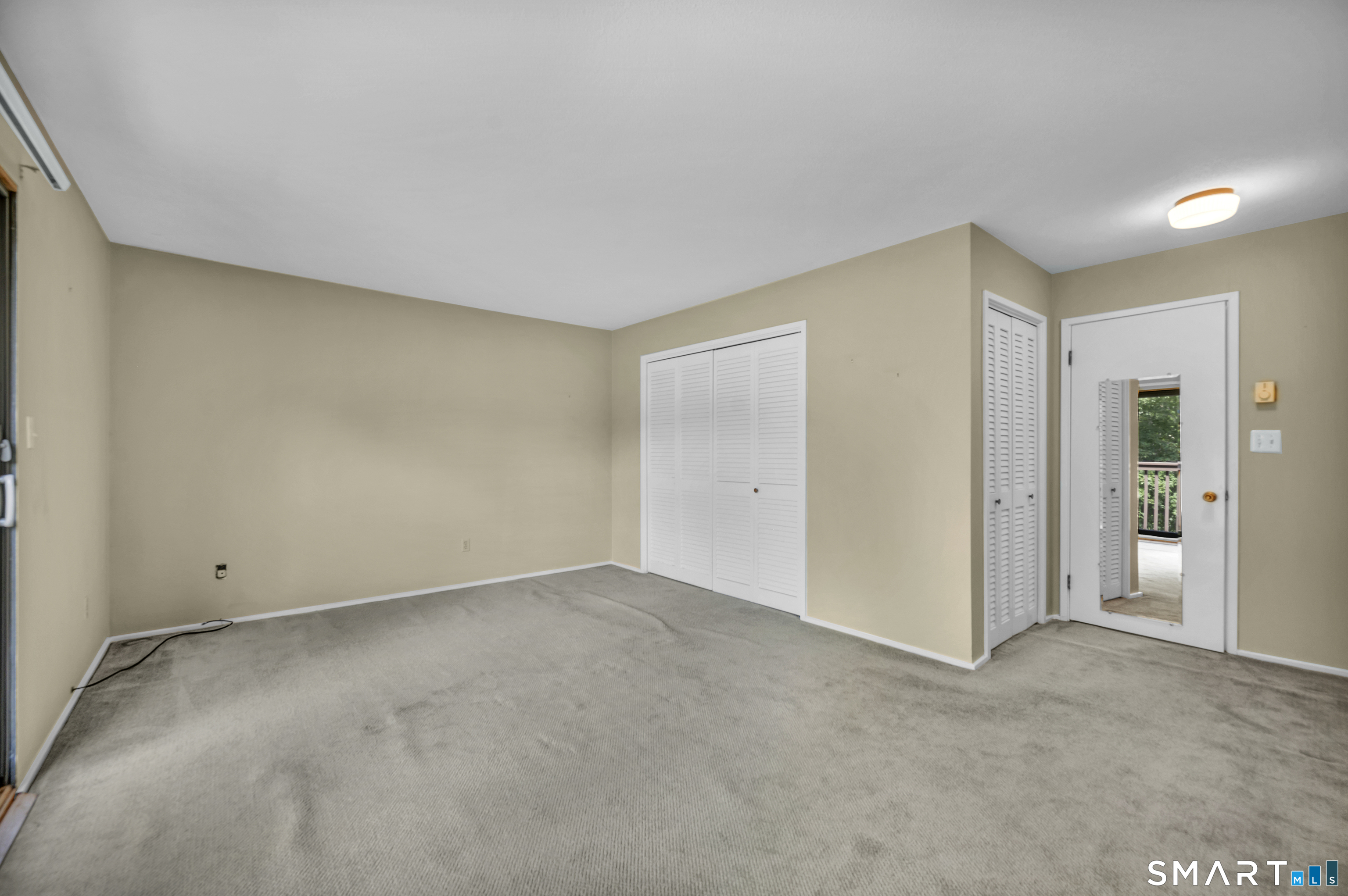 85 River Road Essex CT 06426