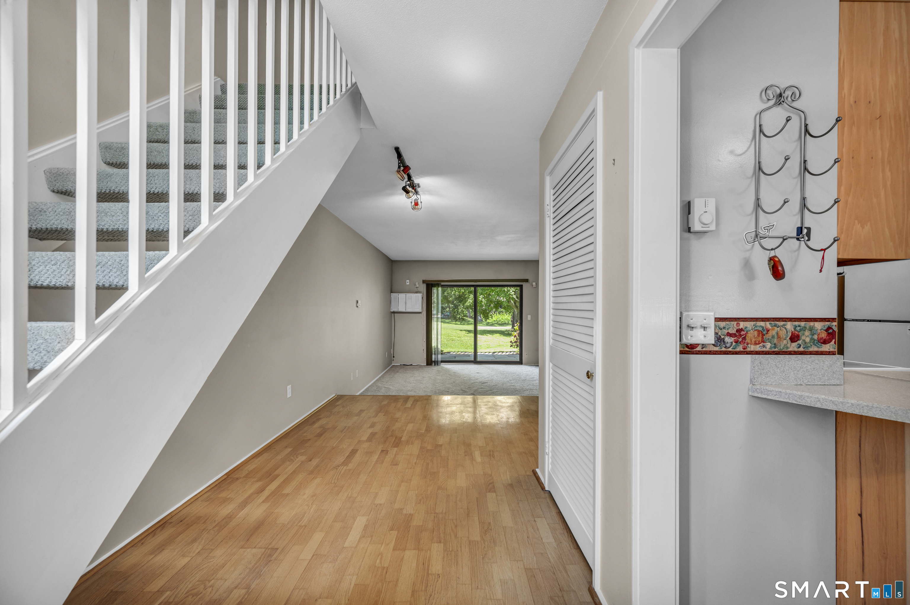 85 River Road Essex CT 06426