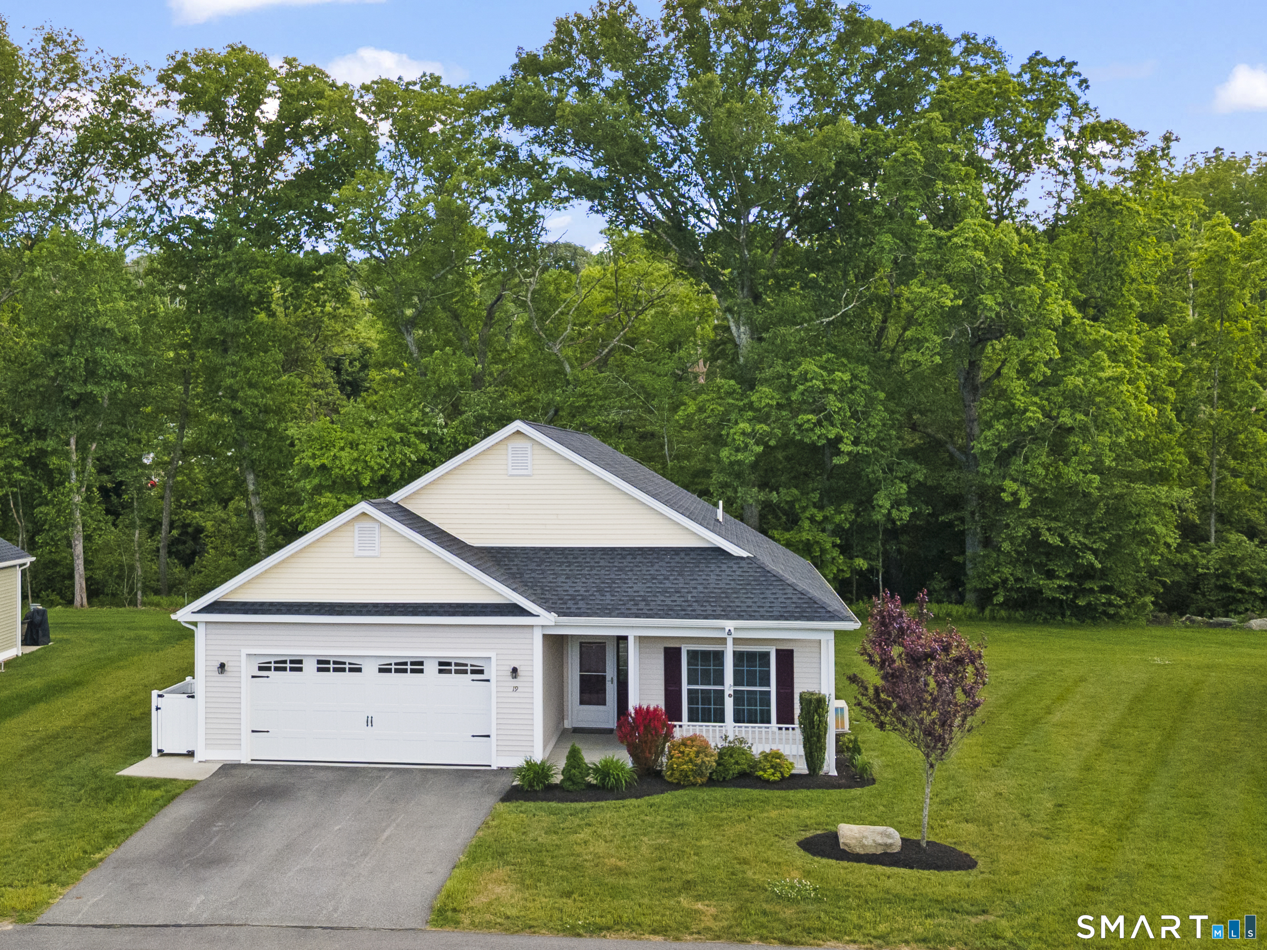 19 Henry Drive Plainfield CT 06354