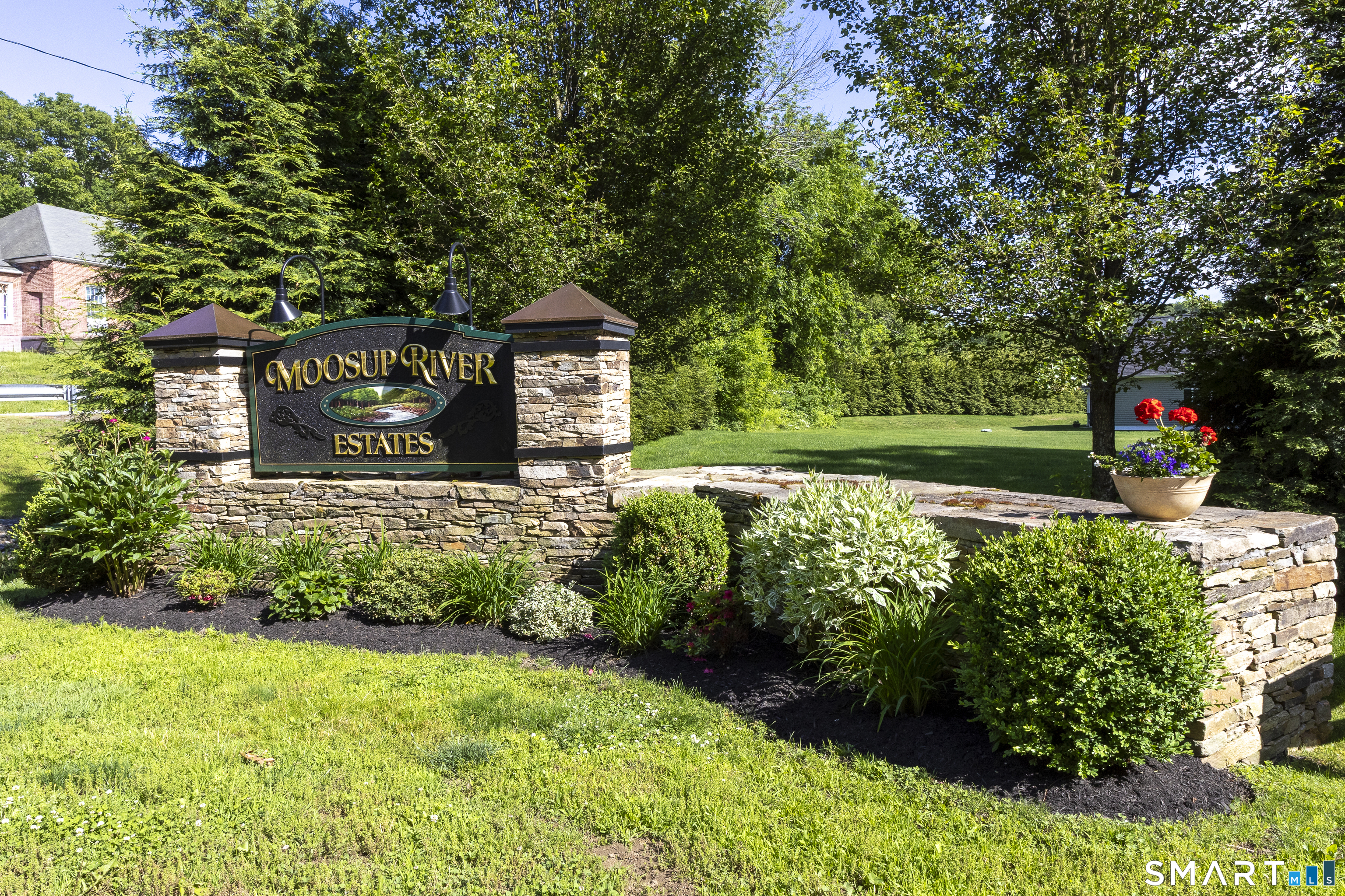19 Henry Drive Plainfield CT 06354