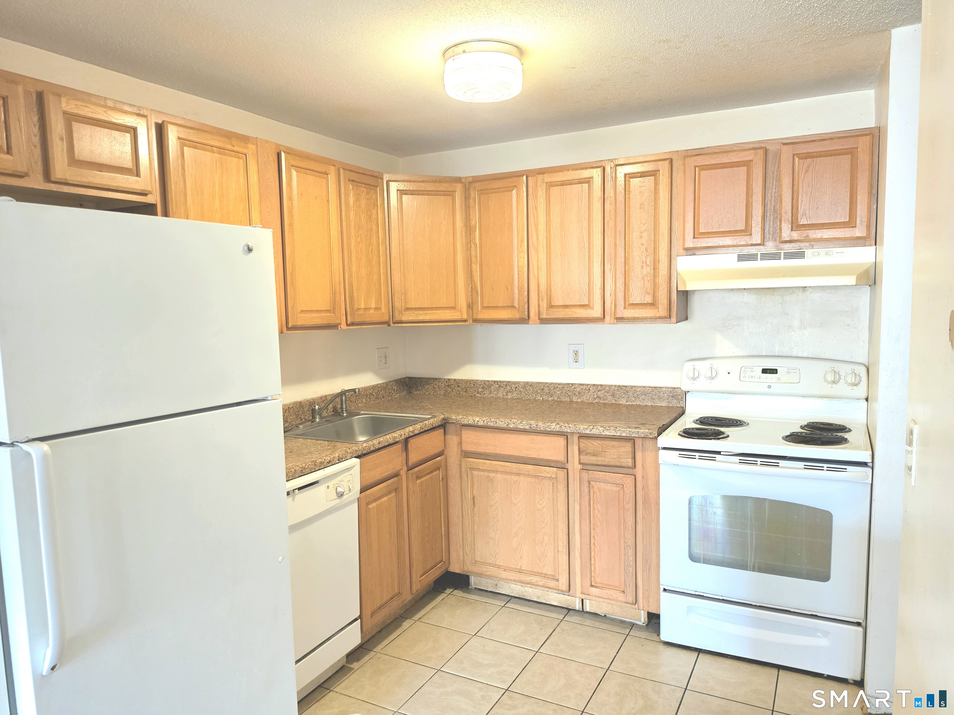 155 Bull Hill Lane West Haven CT 06516