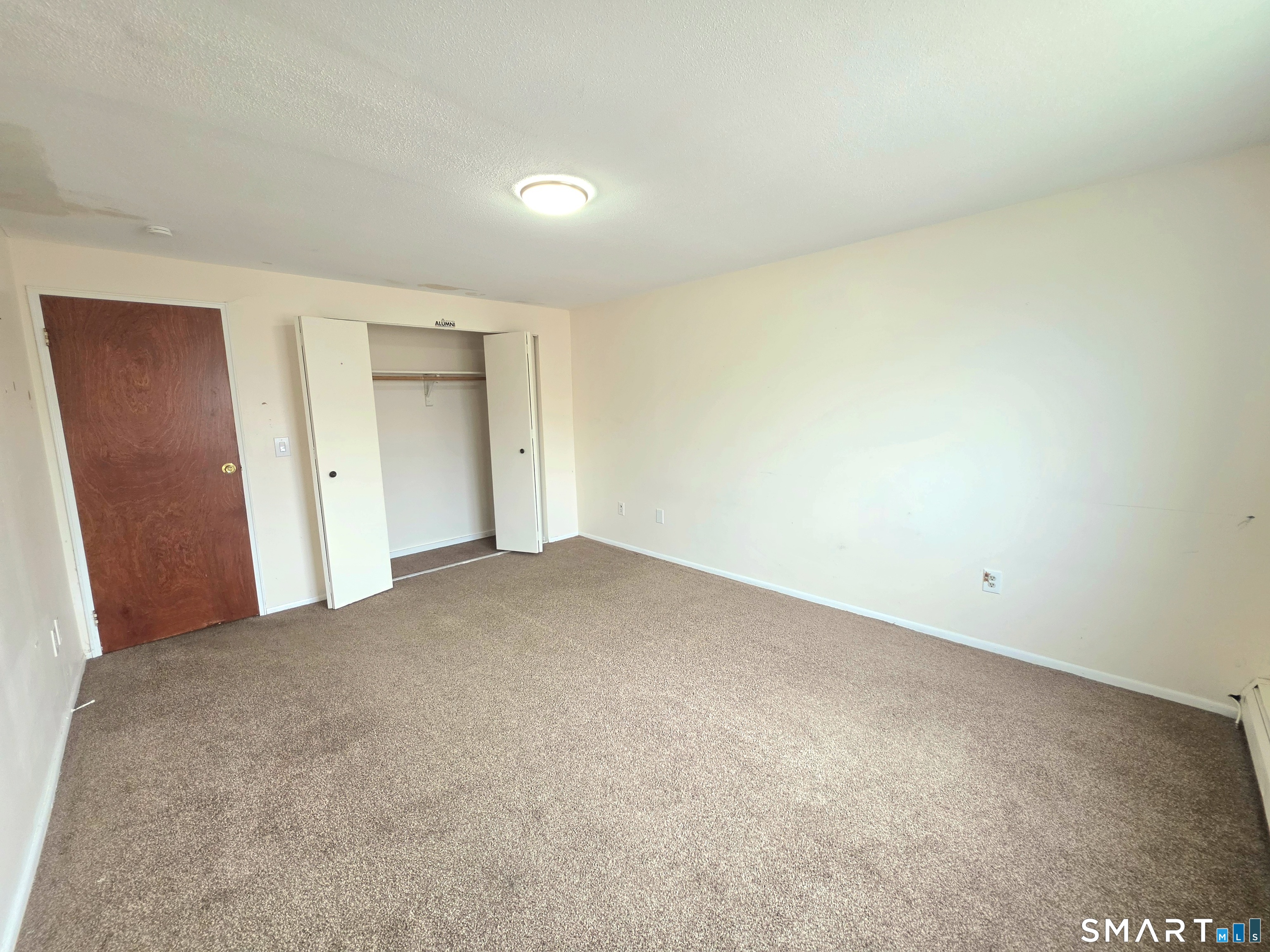 155 Bull Hill Lane West Haven CT 06516