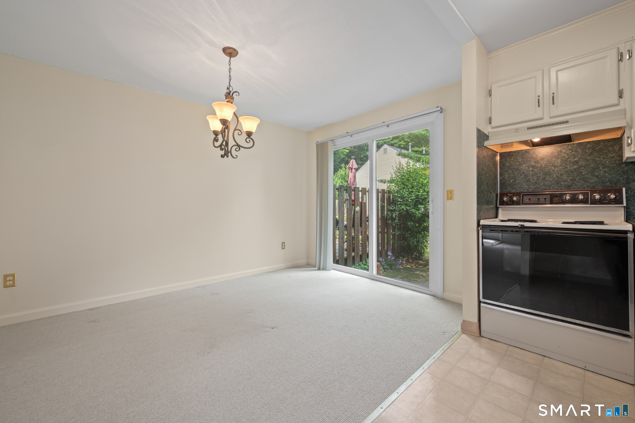 492 Dowd Avenue Canton CT 06019