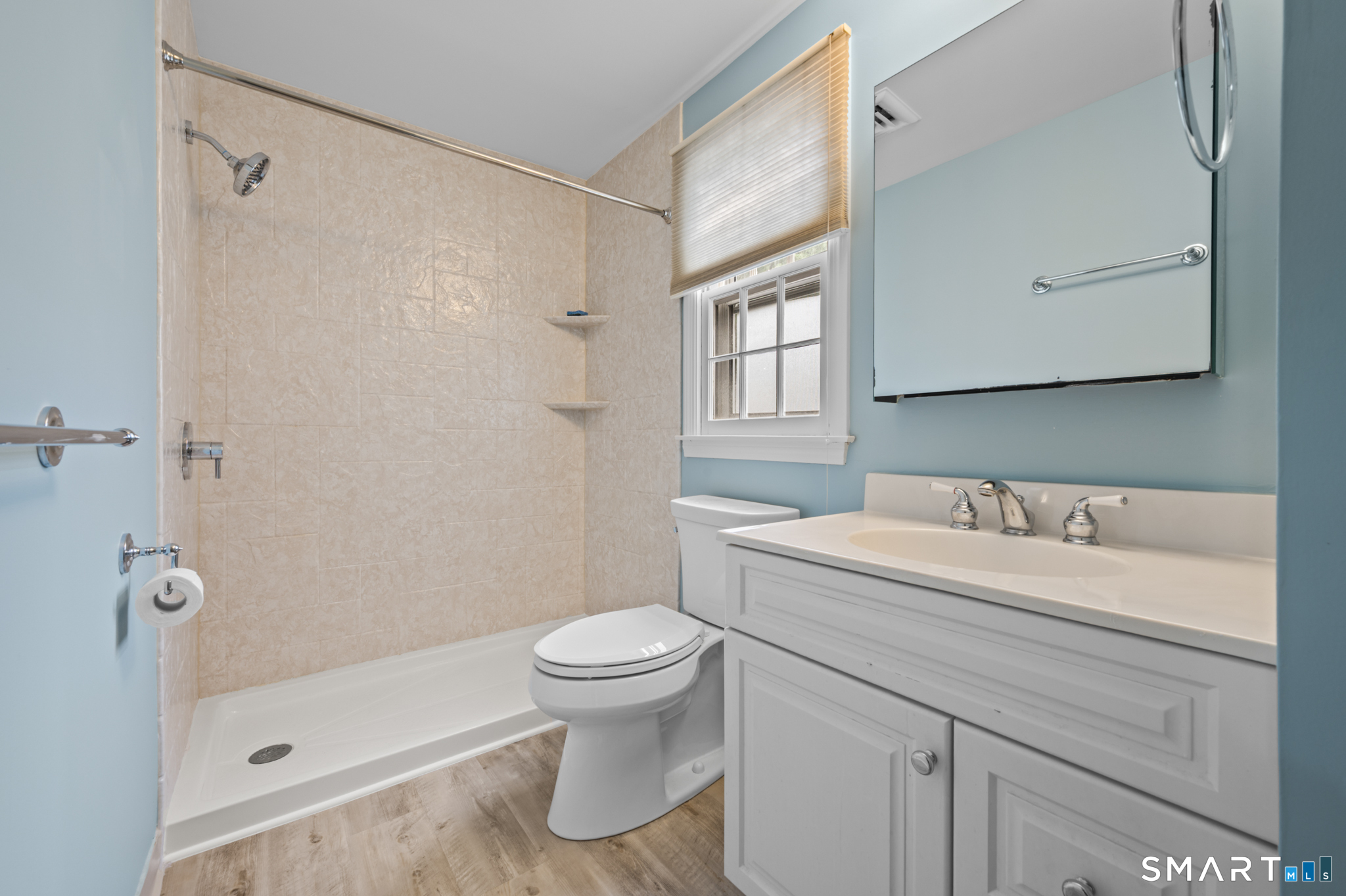 492 Dowd Avenue Canton CT 06019