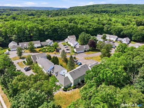 492 Dowd Avenue Canton CT 06019