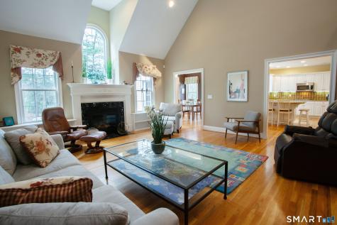3 Eagles Glen Avon CT 06001