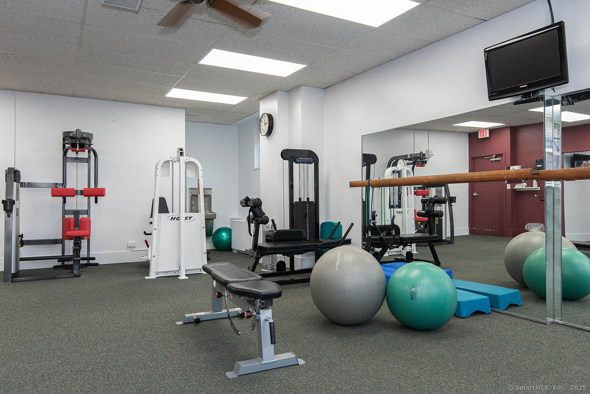 31 Woodland Street Hartford CT 06111