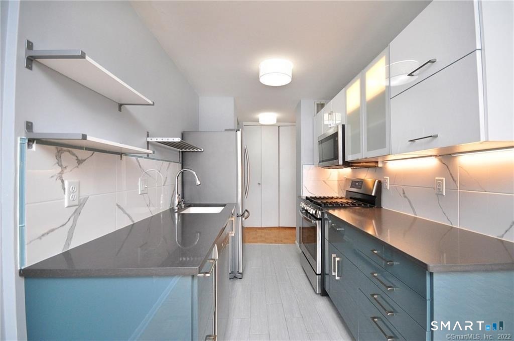 31 Woodland Street Hartford CT 06111