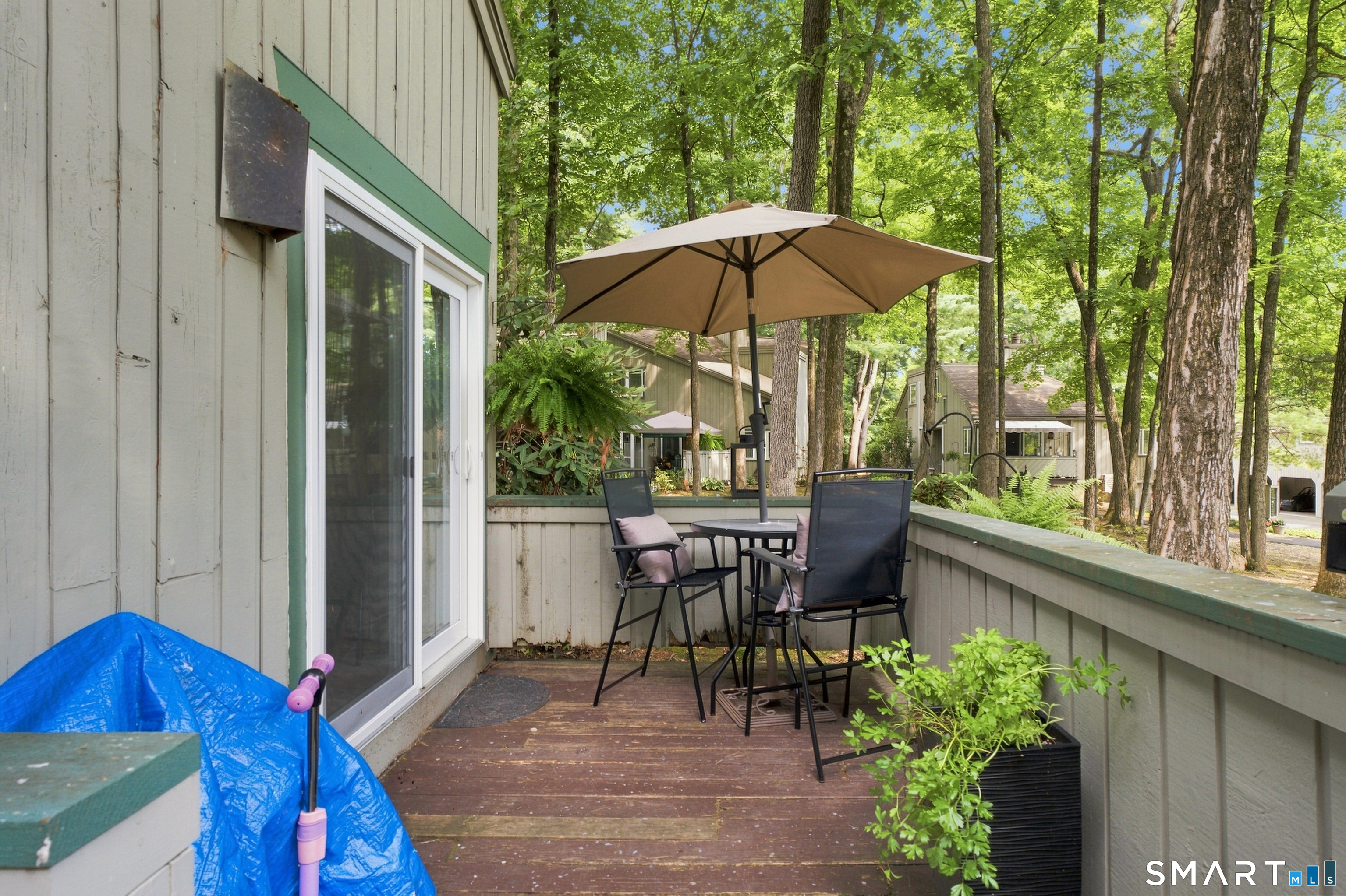 8 Lyle Court Farmington CT 06032