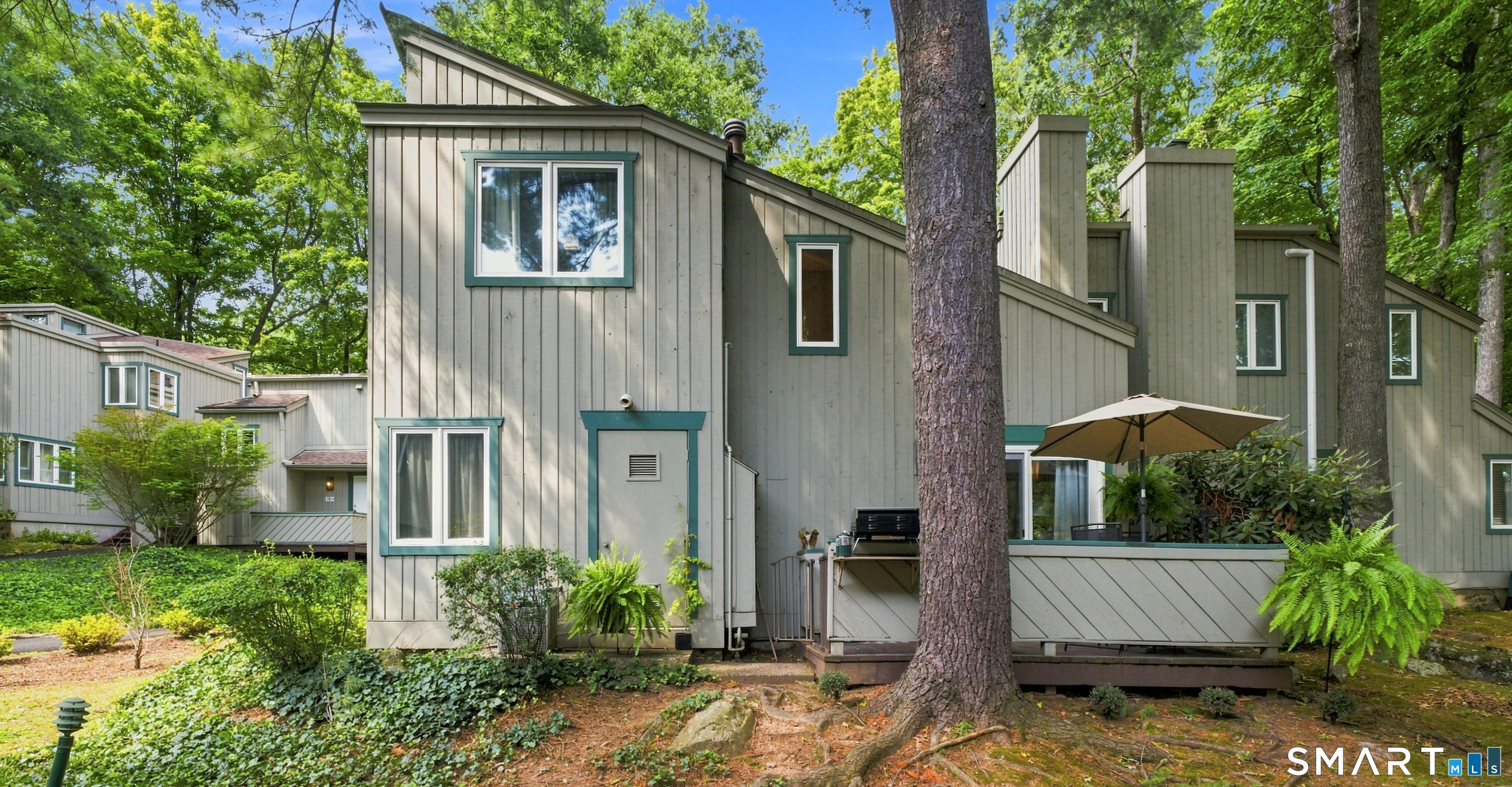 8 Lyle Court Farmington CT 06032