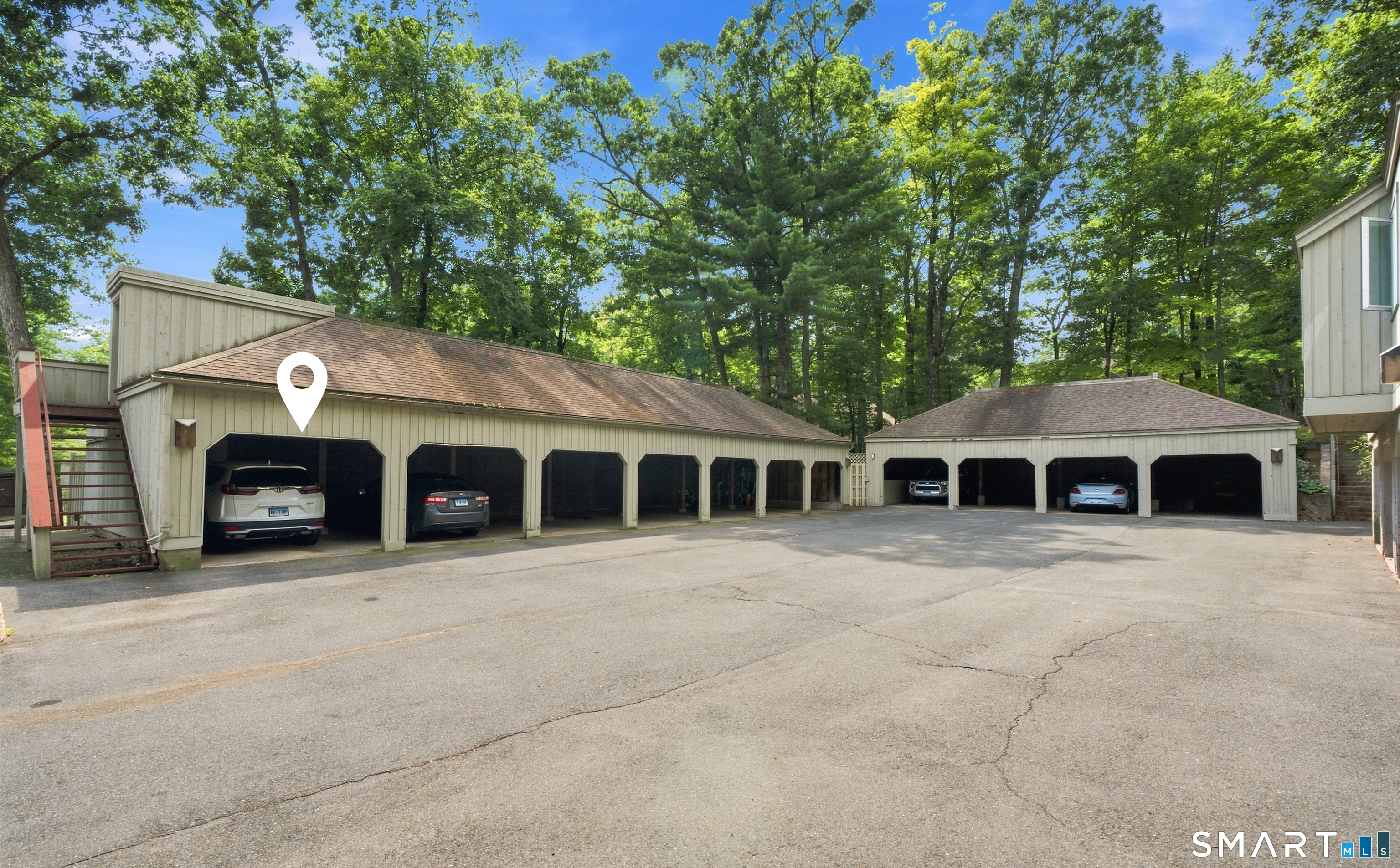8 Lyle Court Farmington CT 06032