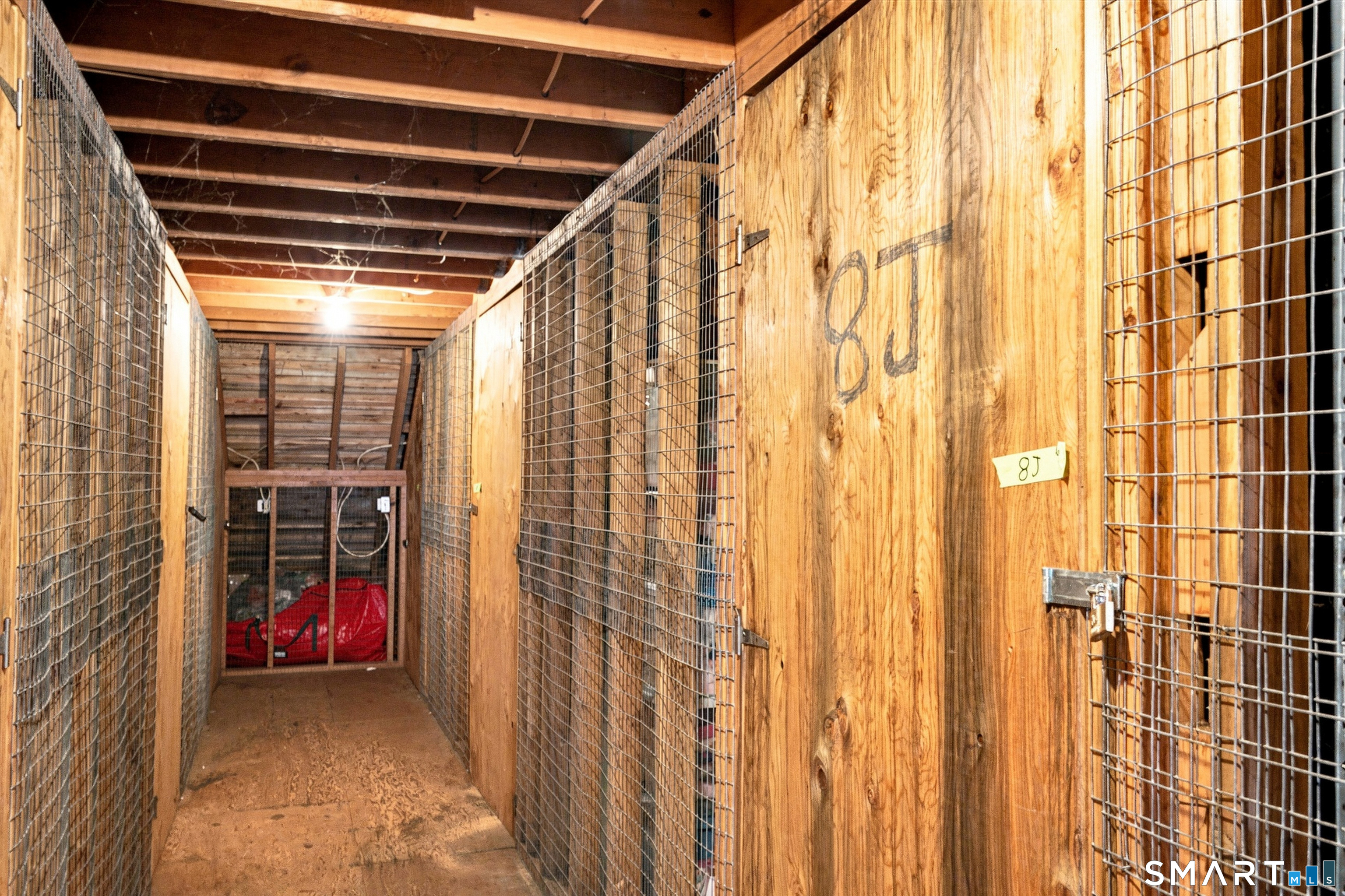 8 Lyle Court Farmington CT 06032