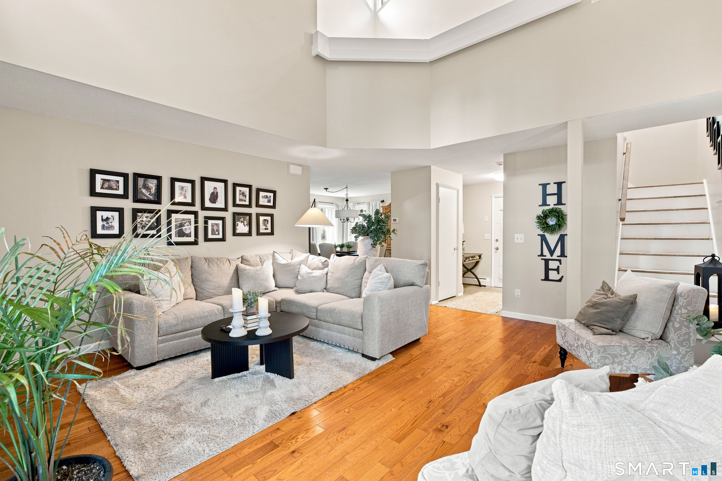 8 Lyle Court Farmington CT 06032