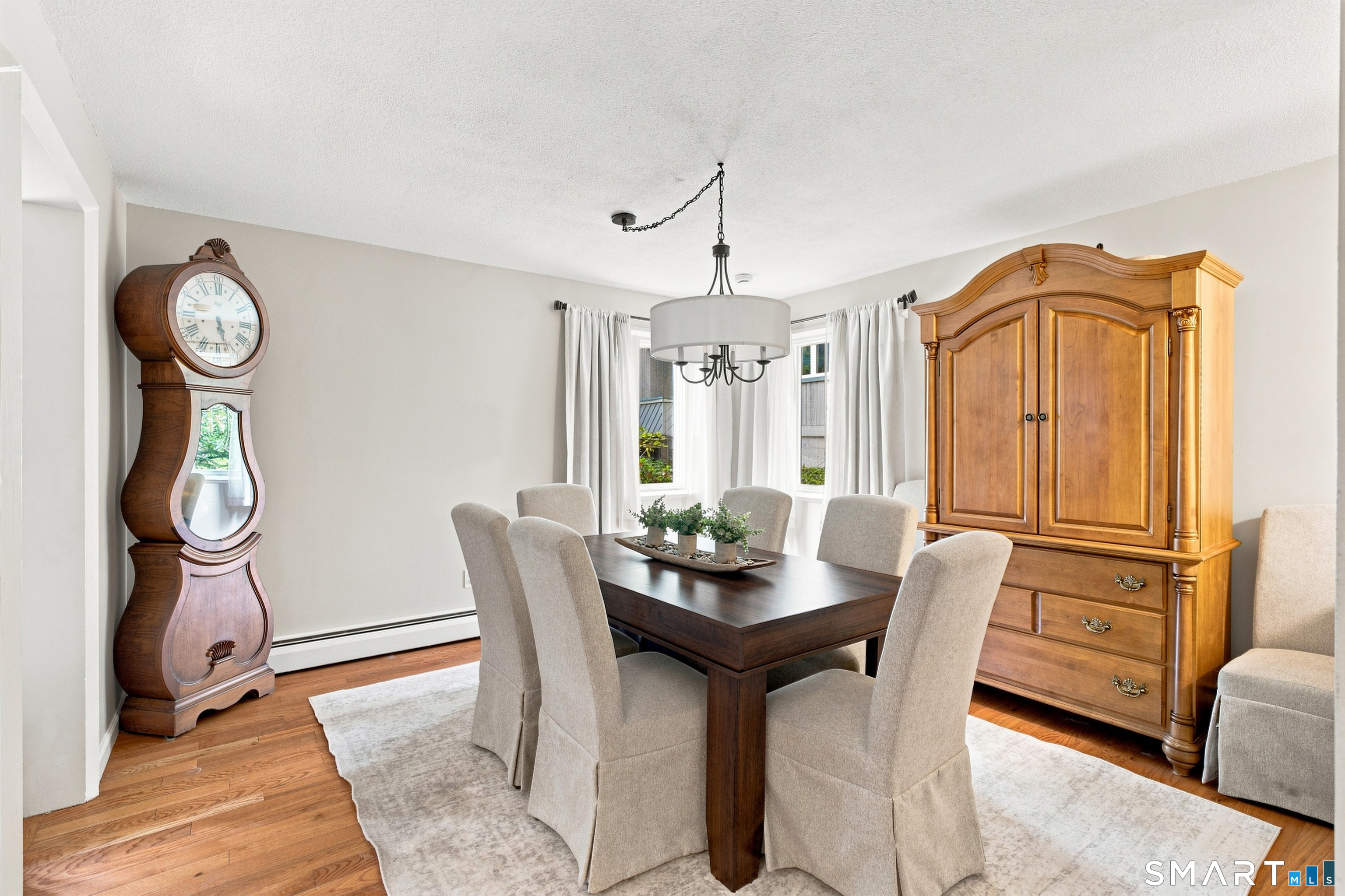 8 Lyle Court Farmington CT 06032