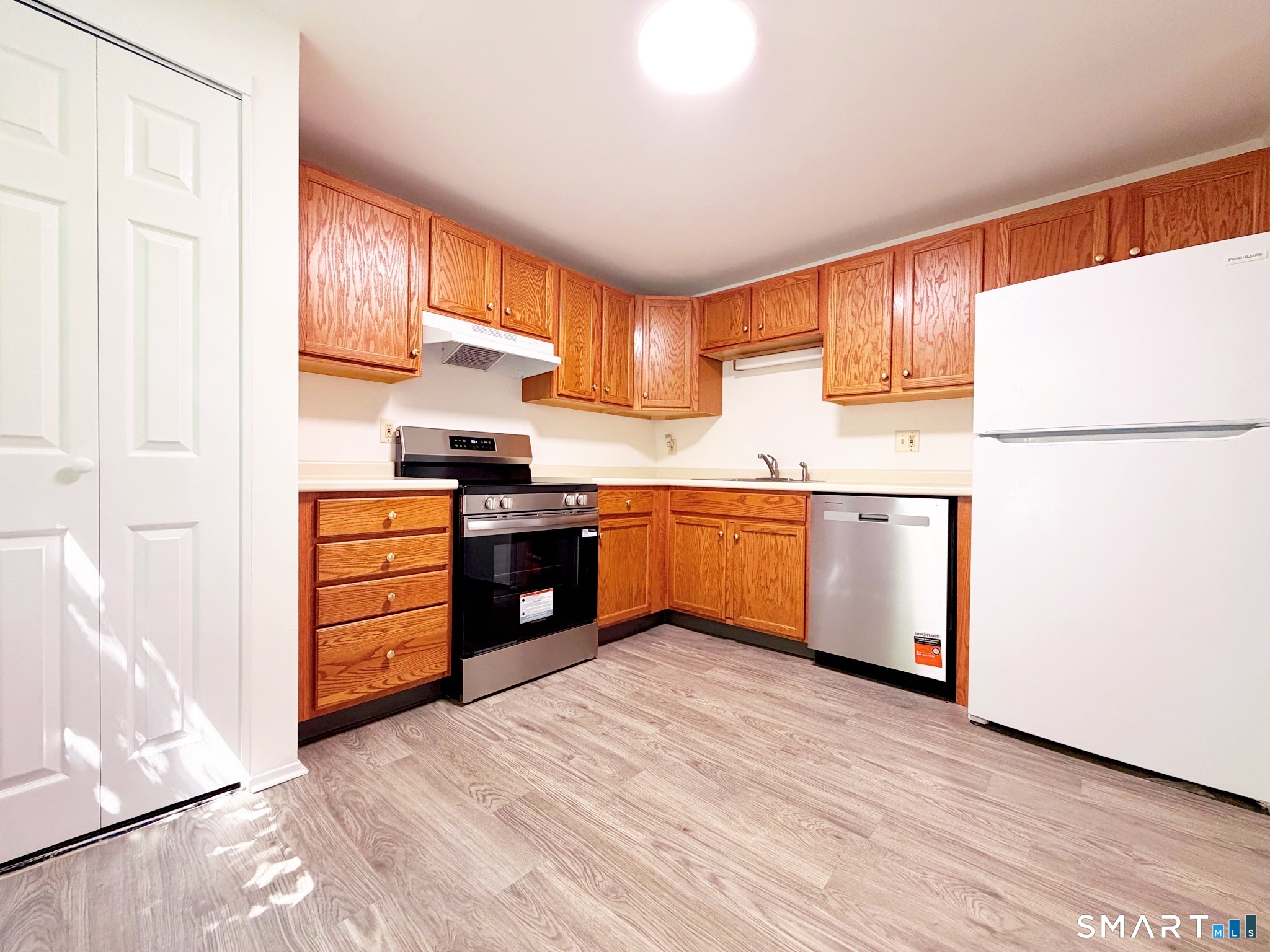 49 Heather Ridge Shelton CT 06484