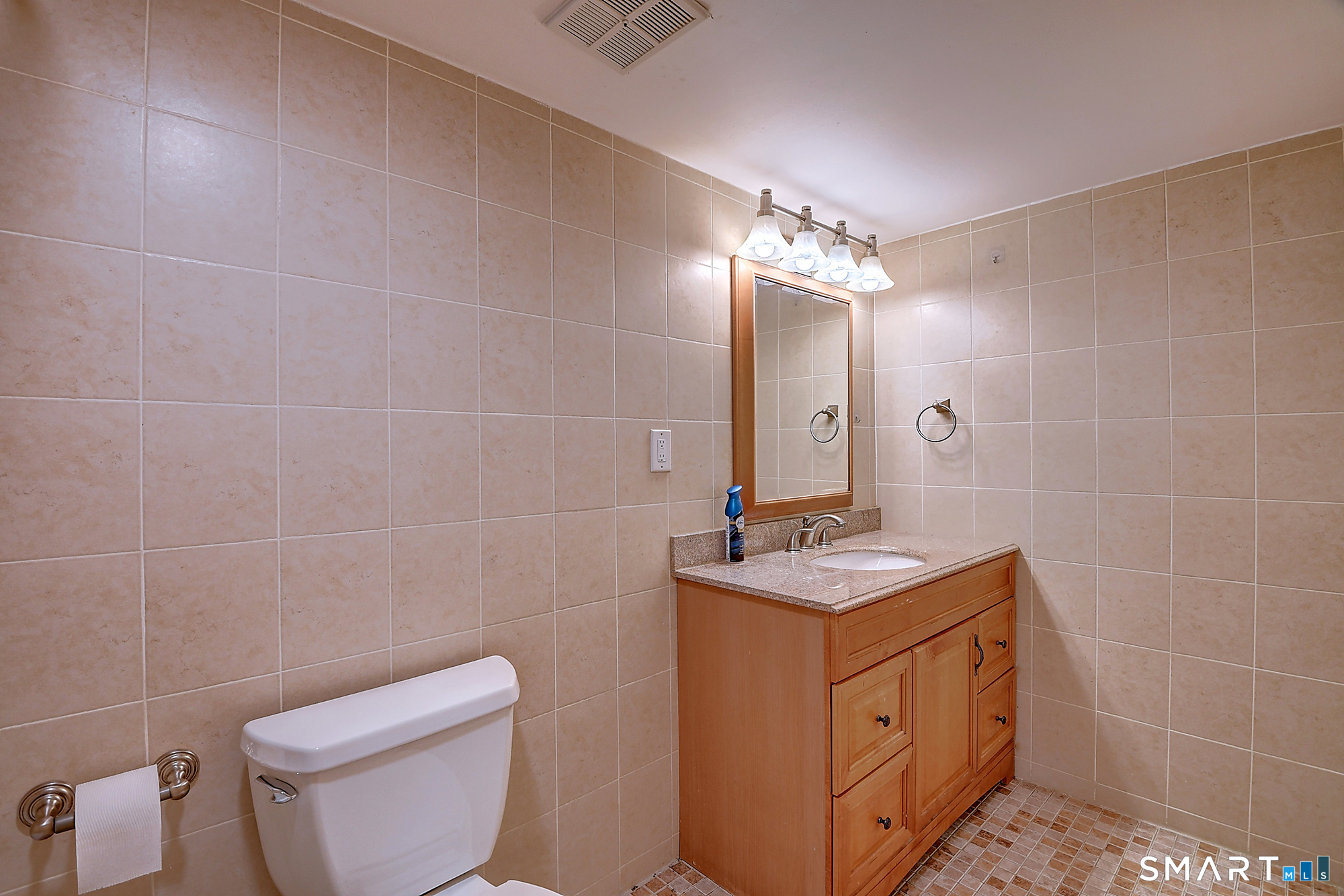 152 Candlewood Drive South Windsor CT 06074