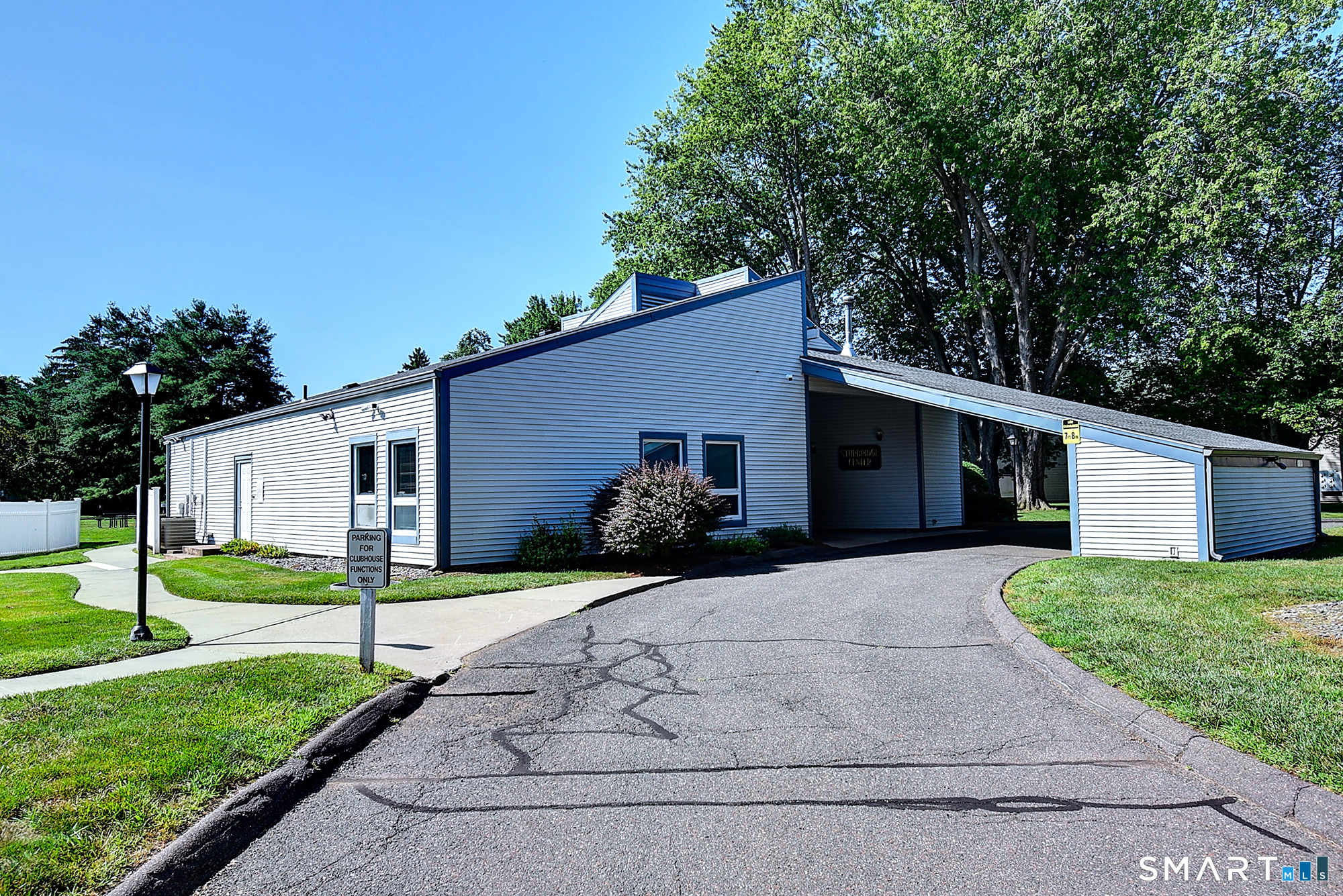 152 Candlewood Drive South Windsor CT 06074