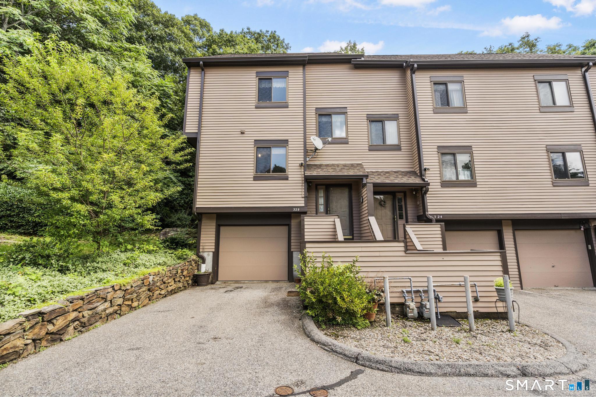 196 New Haven Avenue Derby CT 06418